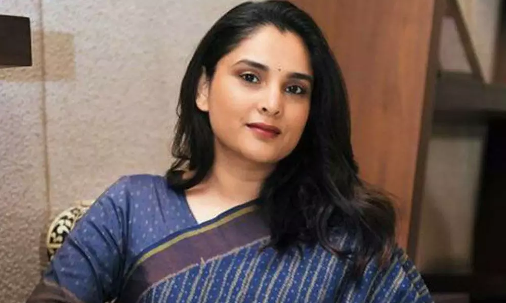 ಅಭಿಮಾನಿಗಳಿಗಾಗಿ ಮತ್ತೆ ಬಣ್ಣ ಹಚ್ತಾರ ರಮ್ಯಾ..?
