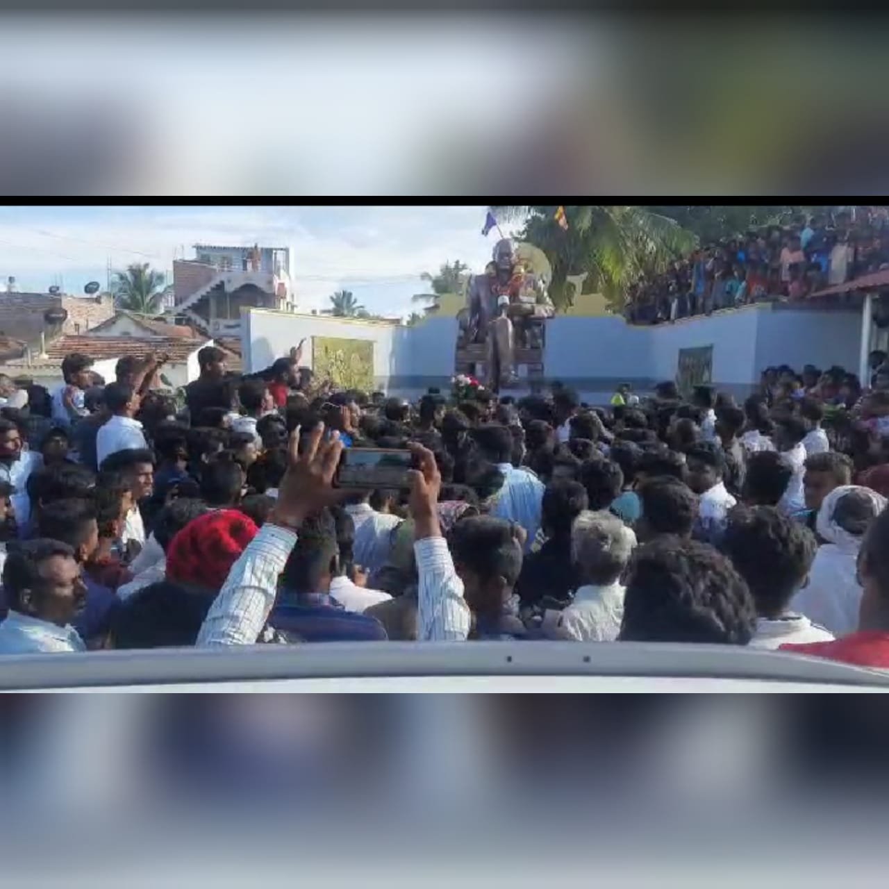 ಡಾ.ಬಿ.ಆರ್. ಅಂಬೇಡ್ಕರ್ ರವರ ಪ್ರತಿಮೆಯನ್ನ ಅನಾವರಣಗೊಳಿಸಿದ ದುನಿಯಾ ವಿಜಯ್.