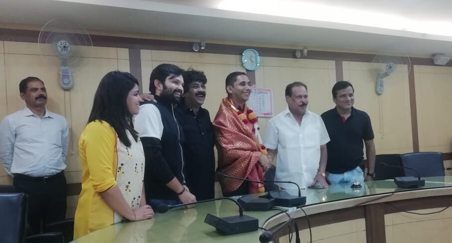 ಫಿಲ್ಮ್ ಚೇಂಬರ್ ಗೆ ಭೇಟಿ ನೀಡಿದ ವಿಆರ್ ಎಲ್ ಸಮೂಹ ಸಂಸ್ಥೆಗಳ ಎಂಡಿ ಆನಂದ ಸಂಕೇಶ್ವರ..!