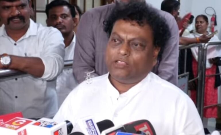 ಸುದೀಪ್-ದರ್ಶನ್‌ ಫ್ಯಾನ್ಸ್‌ ವಾರ್‌ ಬಗ್ಗೆ ಏನಂದ್ರು ಸಾಧು ಕೋಕಿಲ