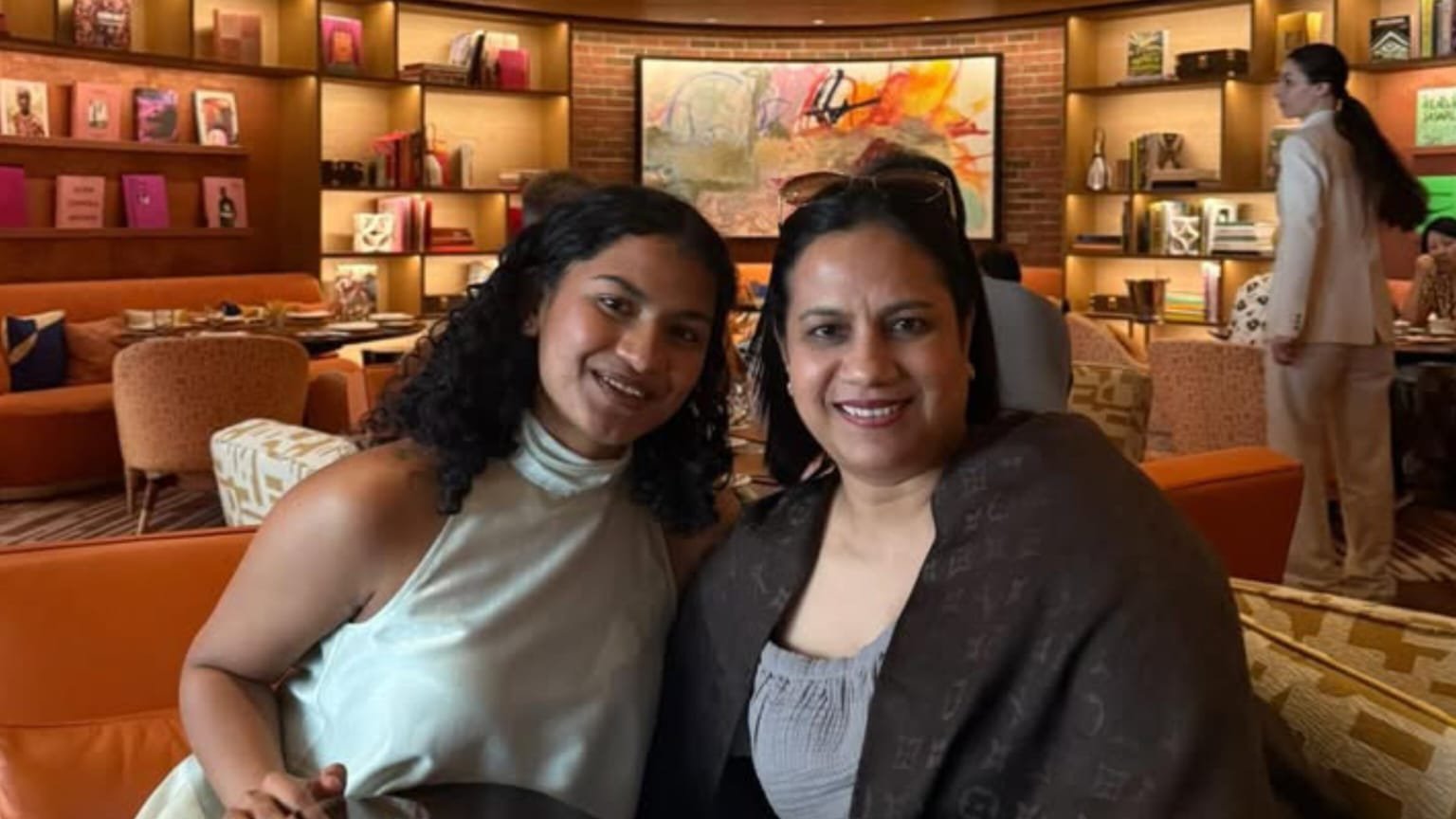 ನ್ಯೂ-ಯಾರ್ಕ್ ನಲ್ಲಿ ಹೊಸ ವರ್ಷ ಬರ ಮಾಡಿಕೊಂಡ ಅಪ್ಪು ಕುಟುಂಬ